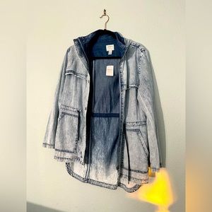 Hooded denim jacket
